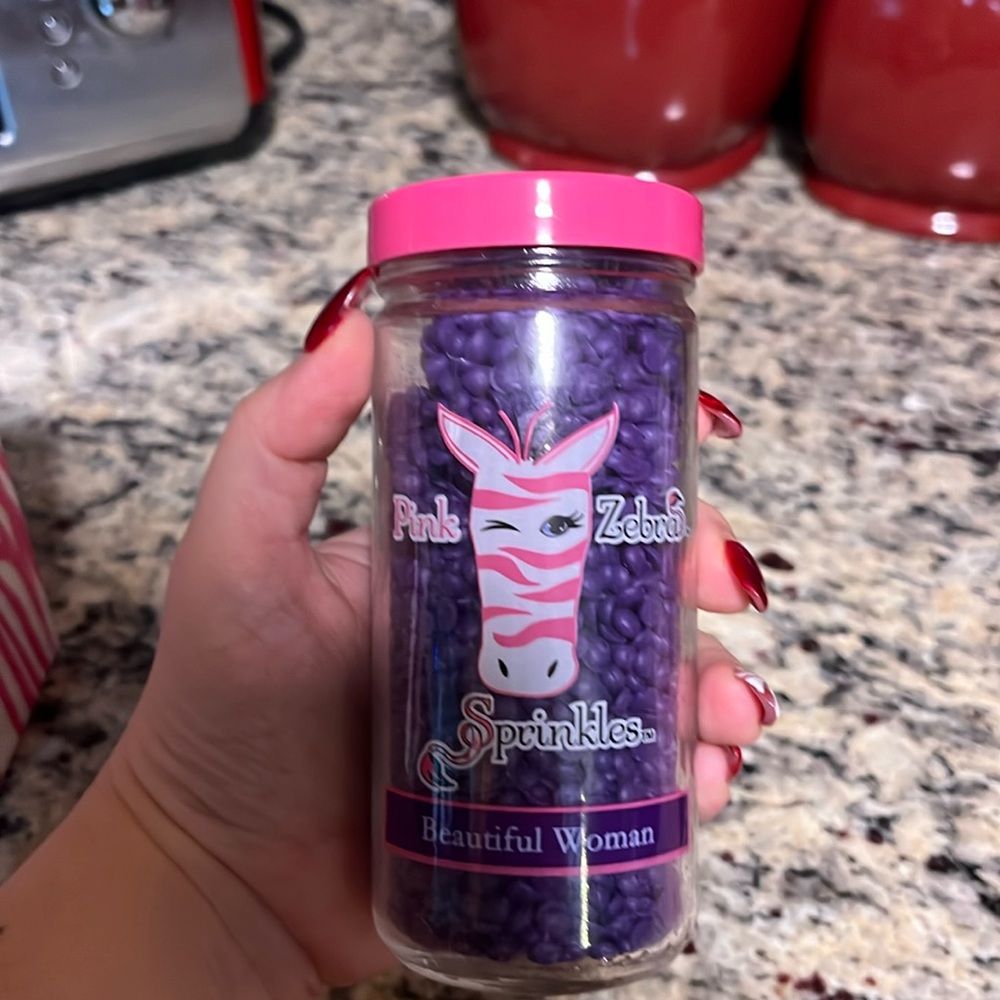 PINK ZEBRA BEAUTIFUL WOMAN SPRINKLES — DISCONTINUED
